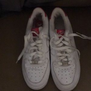 Women’s Nike Air Force 1 Tennis Shoes.